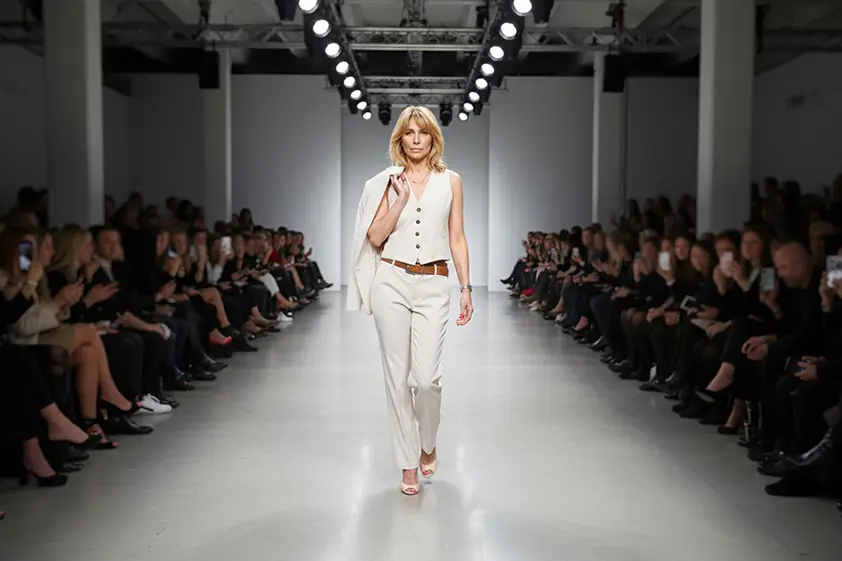 Les compétences d’un mannequin senior Les compétences d’un mannequin senior